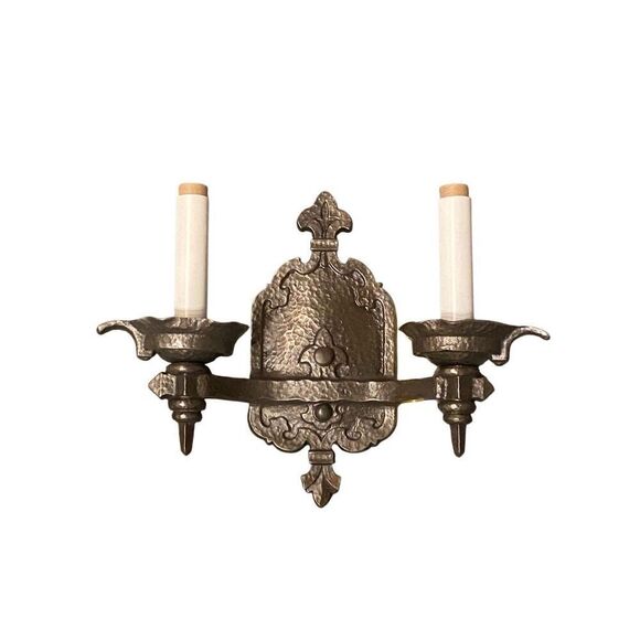 A Pair of Vintage Gothic Iron Wall Sconce Two Candle Lights Fleur de lis - Picture 2 of 8